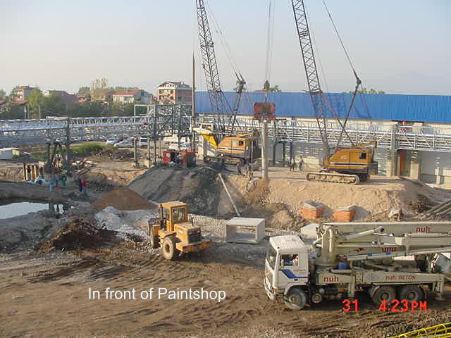 Blick aus der Lackiererei